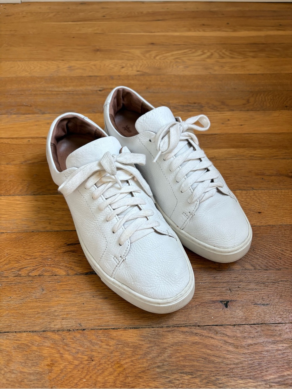 Frye Ivy White Grained Pebbled Leather Women's Low-Top Sneakers SZ 9